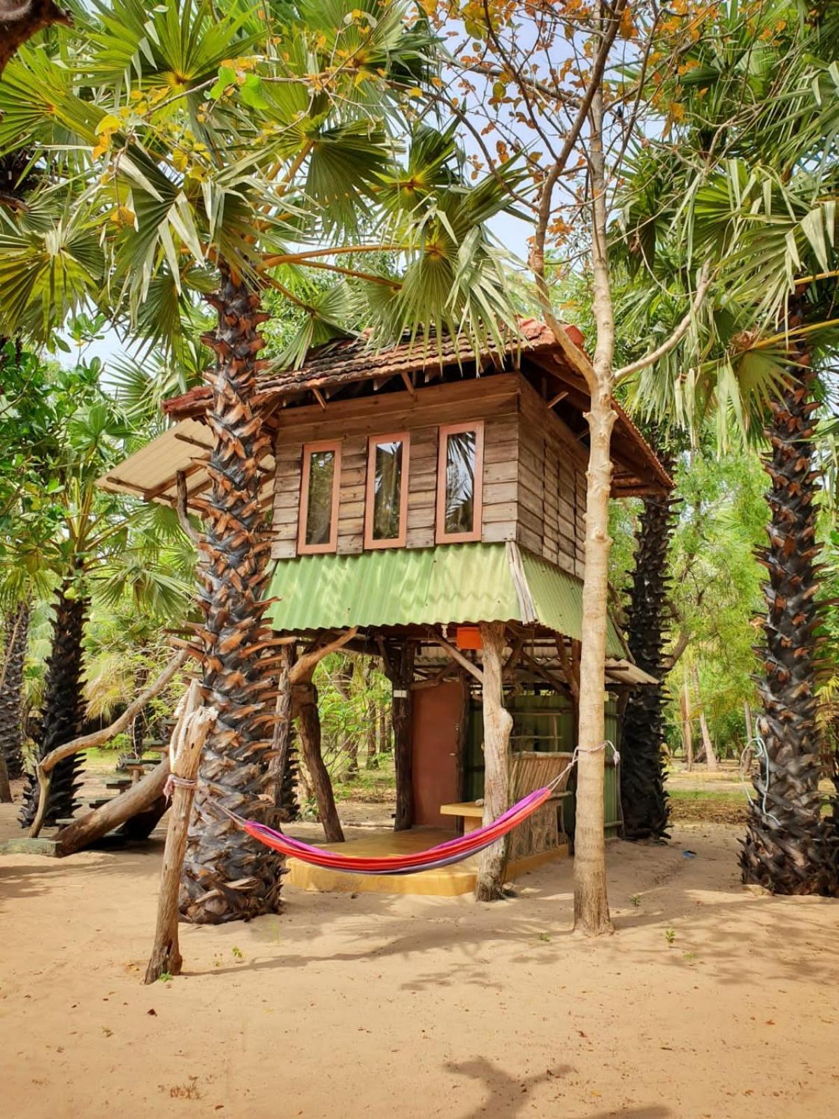 Light House Beach Hut Komari Exterior foto