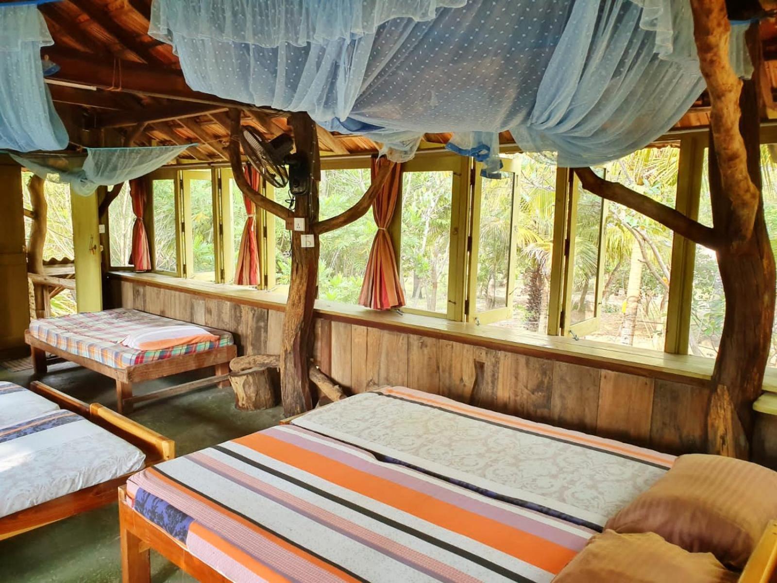 Light House Beach Hut Komari Exterior foto