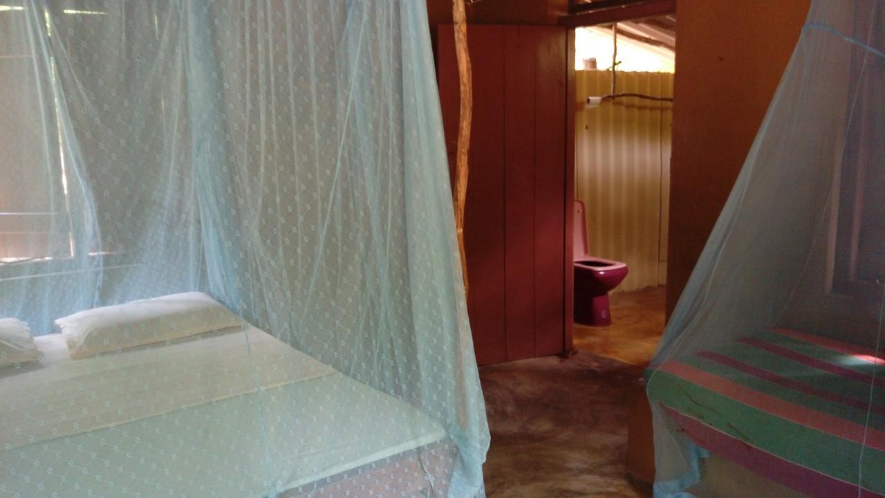 Light House Beach Hut Komari Exterior foto