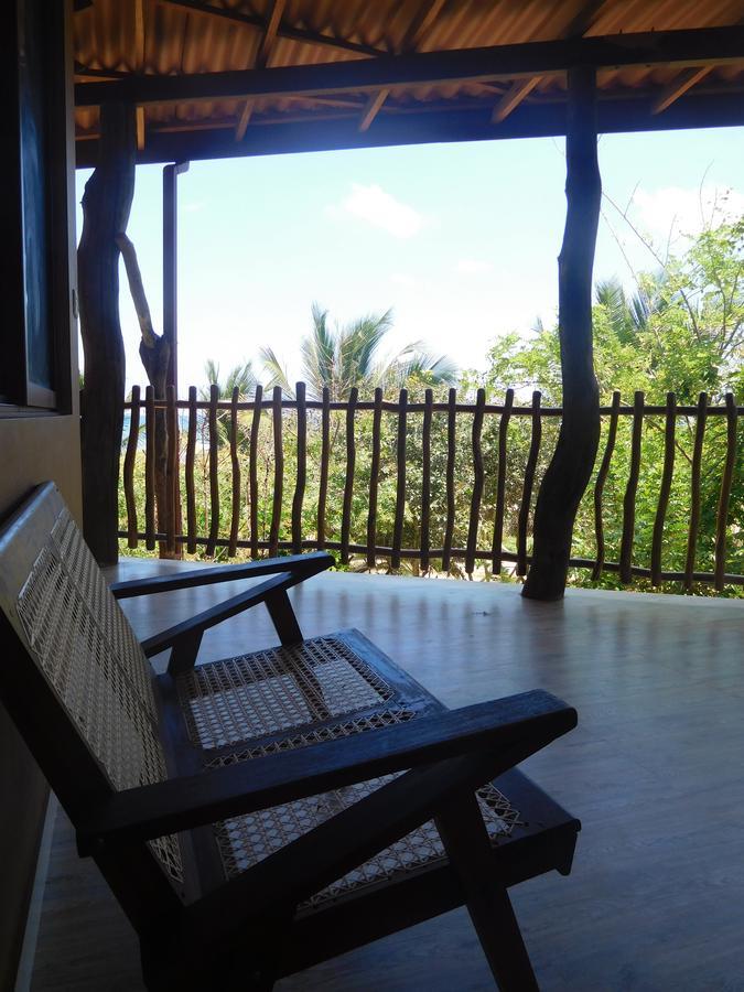Light House Beach Hut Komari Exterior foto